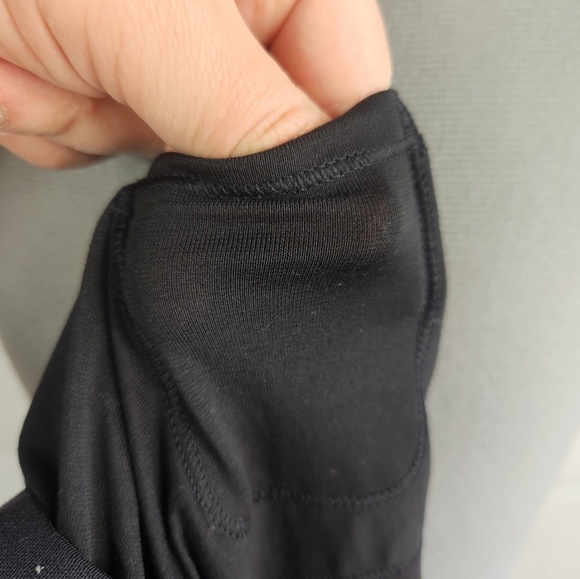 Lululemon Girly Active Peplum Crisscross Back Medium Support Tank Top Black 6 - Picture 13 of 15